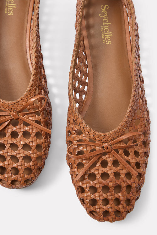 Flagstaff Woven Flat