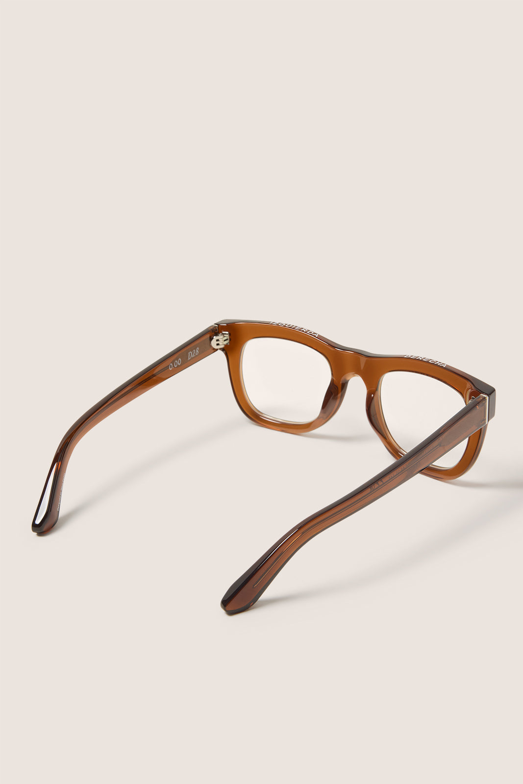 D28 Glasses