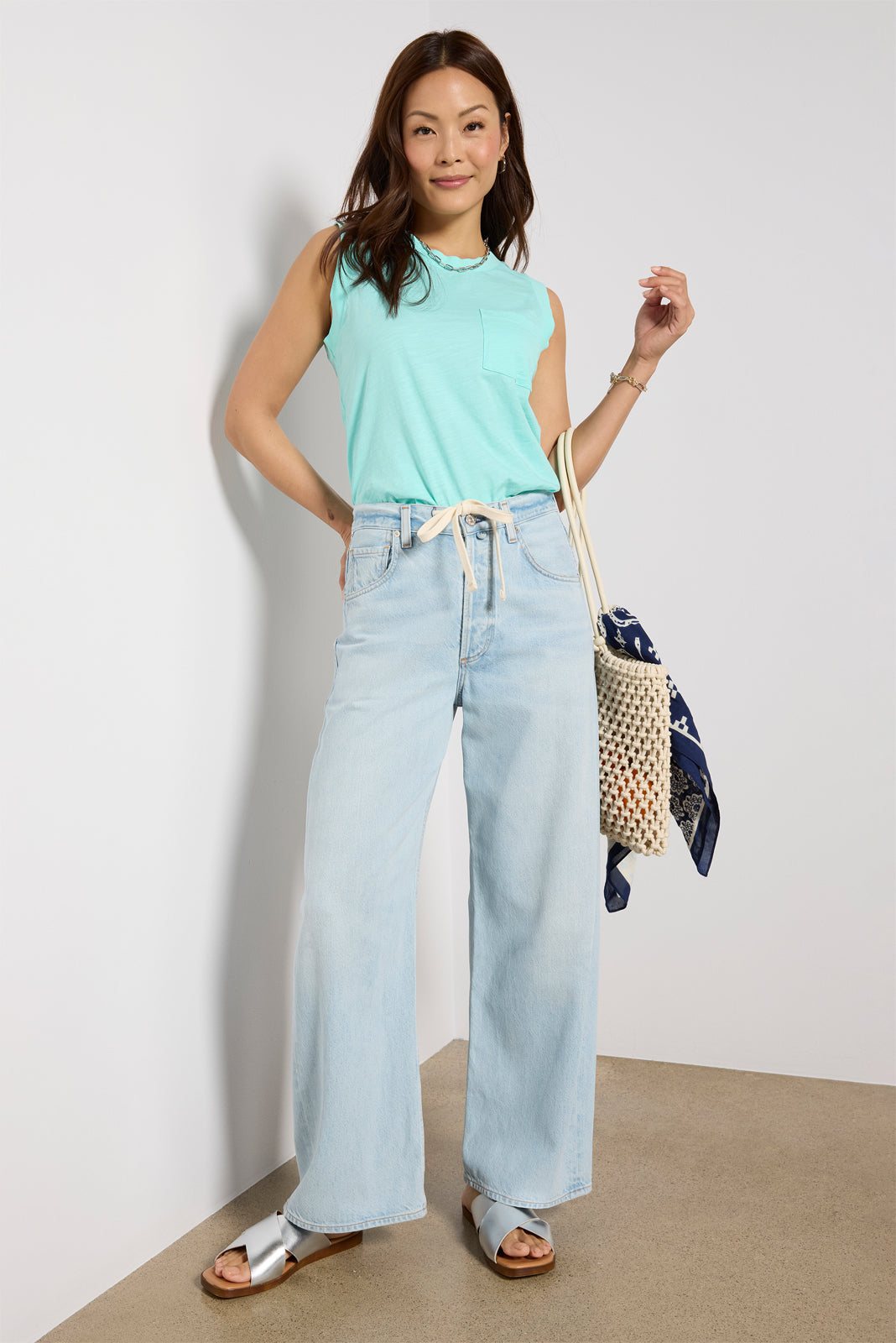 Emery Pocket Tank