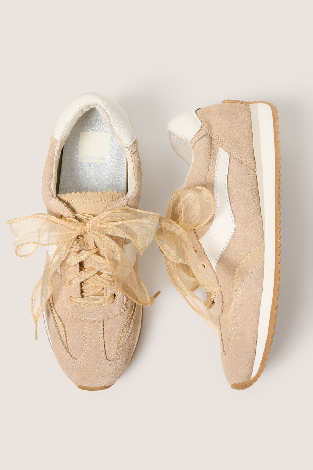 B.NTCD Sneaker