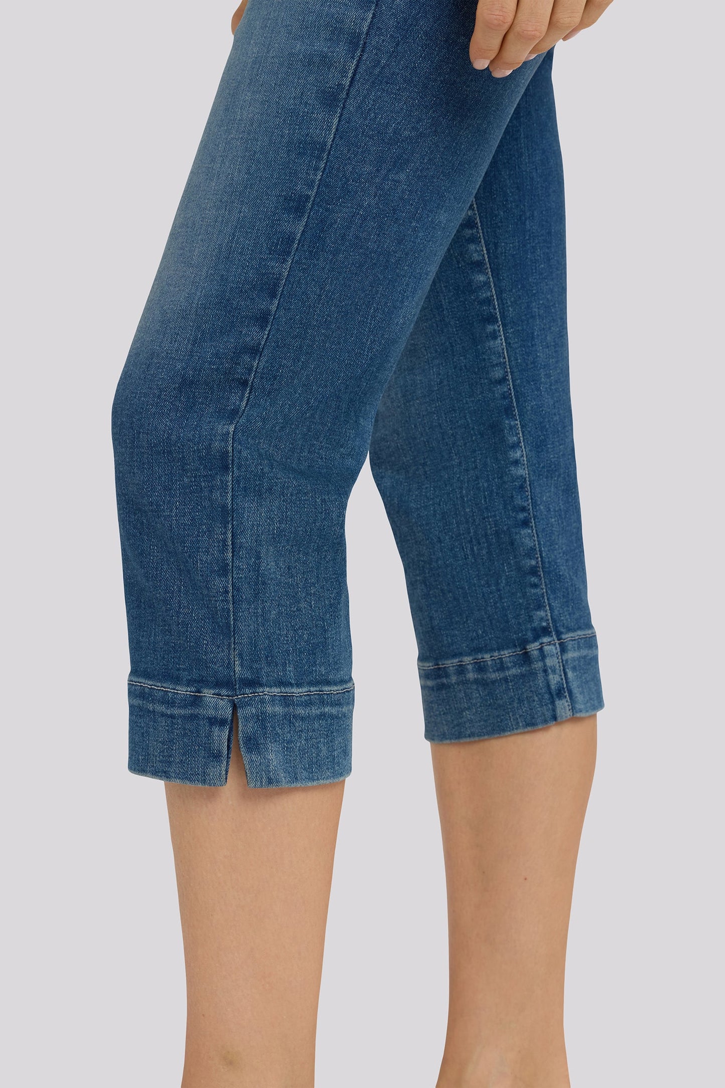 Marilyn Straight Crop Jeans - Breezy Palms