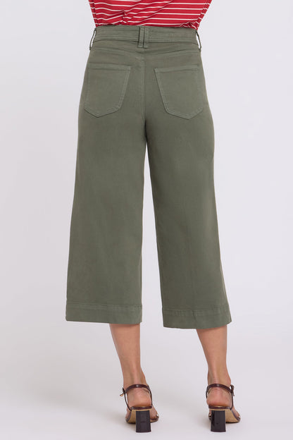 Brigitte Wide Leg Capri Jeans In Petite - Desert Green