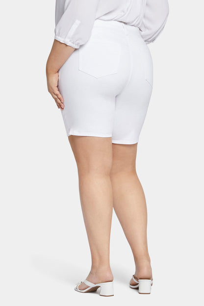 Ella Denim Shorts In Plus Size - Optic White