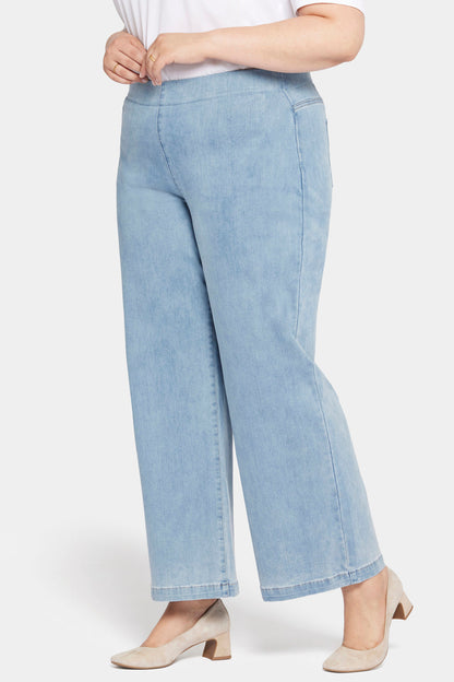 Pull-On Teresa Wide Leg Jeans In Plus Size - Crystalline